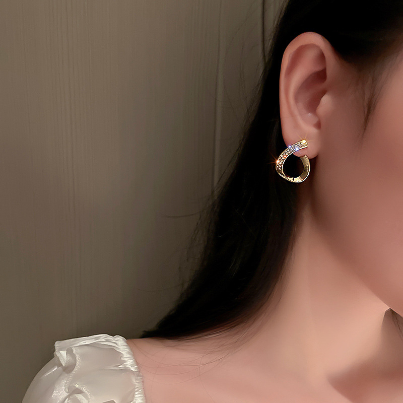 Fashion Inlaid Rhinestone Hollow Water Drop Earrings display picture 10