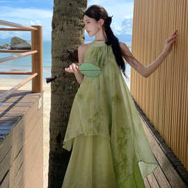 2024小众中式挂脖不规则大摆撞色国风连衣裙云南旅游拍照度假裙