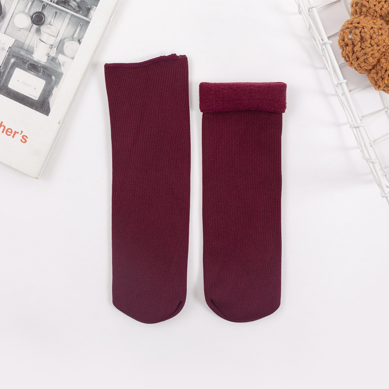 세로 막대 버건디