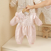 婴儿衣服冬装梦幻蝴蝶连体衣女宝宝满月百天棉衣爬服新生儿外出服