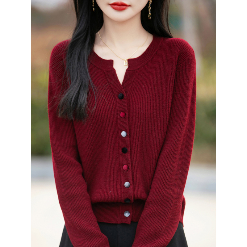 Suéter de cuello en V de hebilla de color exquisito Cardigan para mujeres 2025 único super hermoso nuevo chaqueta de punto de primavera image 2
