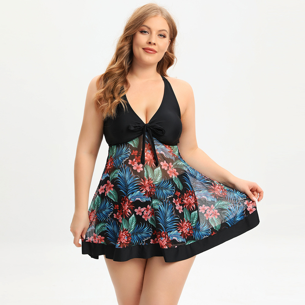 Women's Ditsy Floral Plus Size Swimwear display picture 1