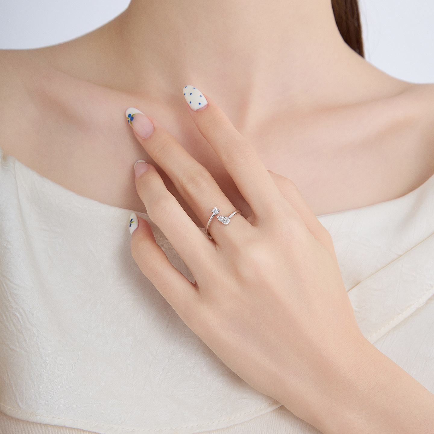 Xuping nuevo anillo abierto de calabaza china micro gemas artificiales nicho simple ligero lujoso temperamento anillo de viento al por mayor