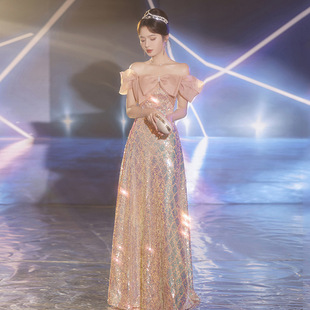 ���Y����ʽŮ������|�p��С���߼��ЌW���շ�ɫ��Ƭ���˶Yһ�ּ�