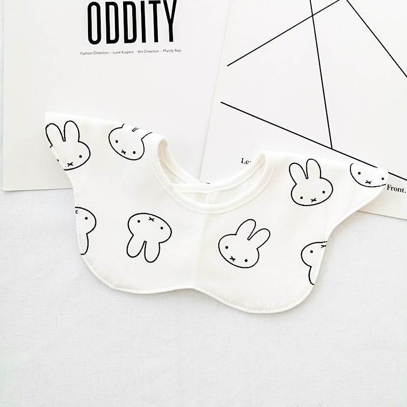 Bebé recién nacido otoño e invierno nuevo estilo flor saliva toalla algodón bebé impermeable escupir babero 360 grados rotación