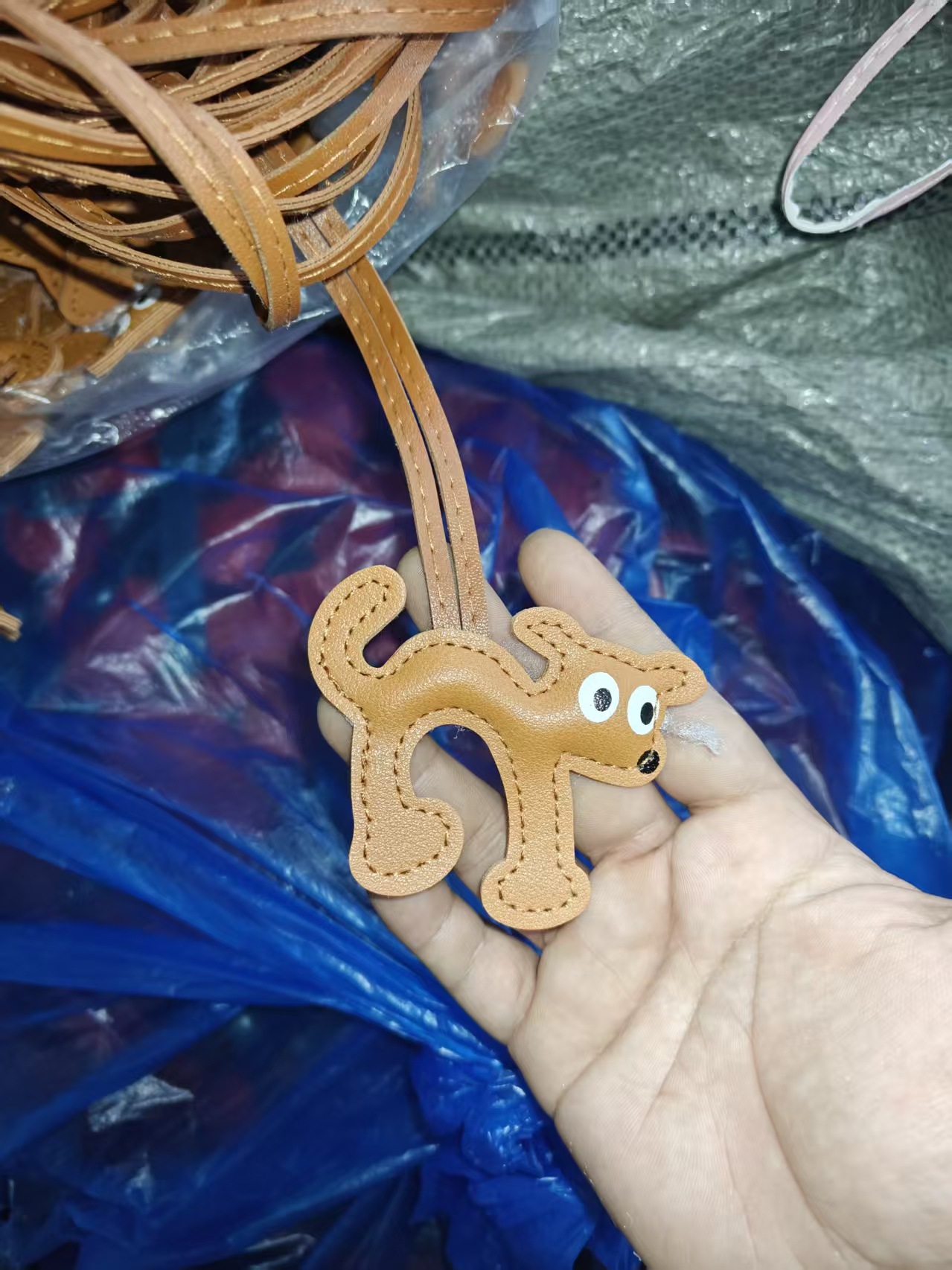 Transfronterizos pu cuero pony colgantes bolsos de bolsa pony lindo correa tendencia llaveros de automóviles bolsa colgante al por mayor