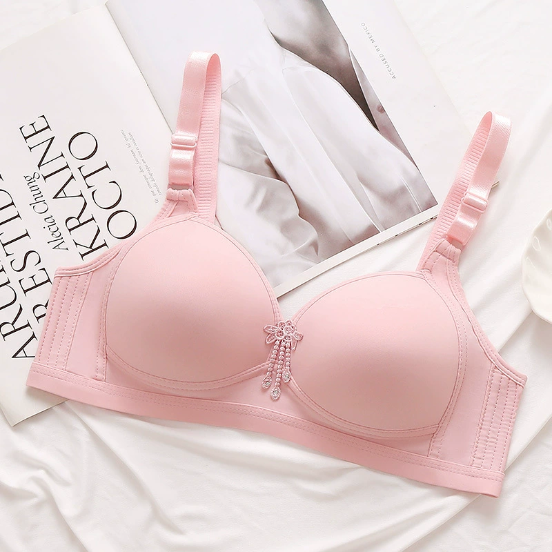 Wireless bra, supporting comfortable underwear, 2023 collection, for middle age