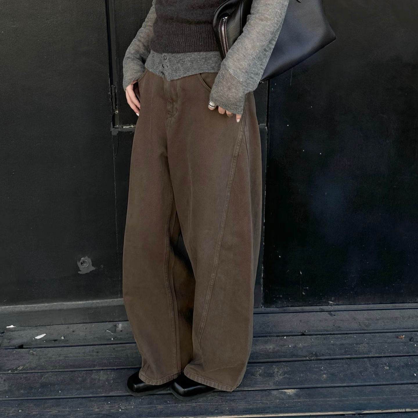 新款全棉牛仔时髦秋冬水洗棉两侧插片立体设计廓形牛仔裤女5031