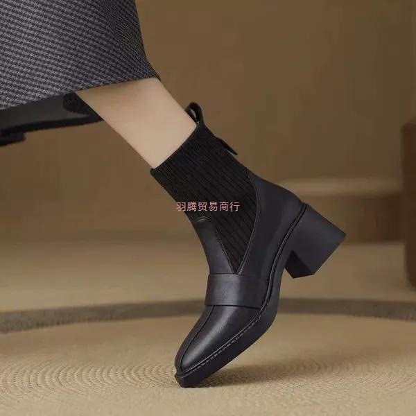 2025秋冬新款马丁靴牛皮纹方头针织毛线筒韩版文艺瘦瘦靴袜子女靴