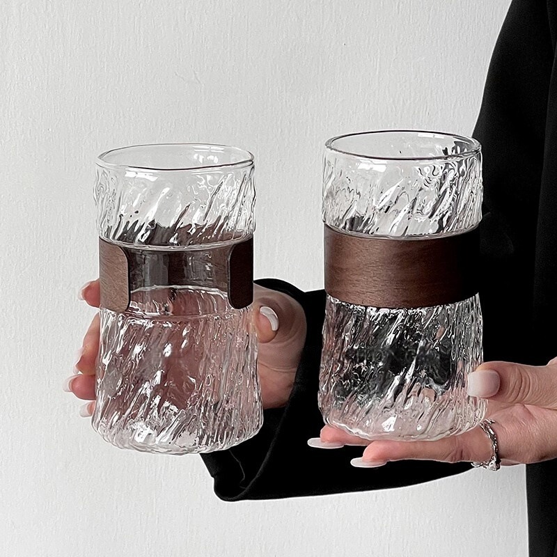 Heat-Resistant Glass Hanging Ear Coffee Cup, Transparent with Cup Sleeve, Iced Americano Cup, High Aesthetic Value, High Borosilicate Transparent Glass Cup