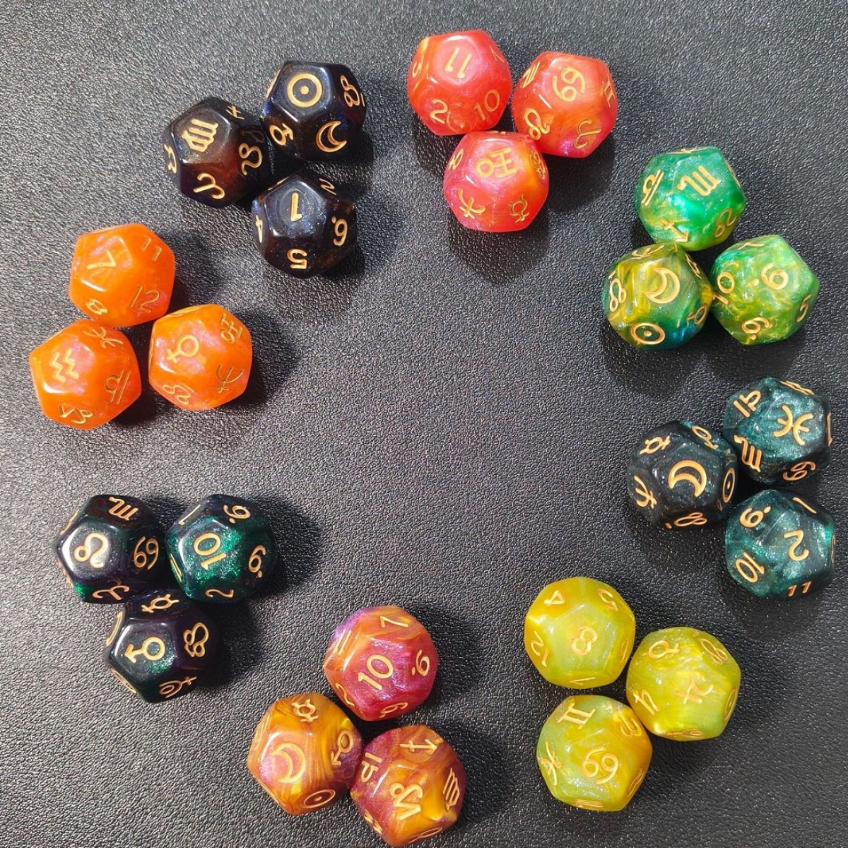12 Zodiac Signs Star Sign Symbols Crystal Dice Dnd Tabletop Game Entertainment Props Polyhedral Dice