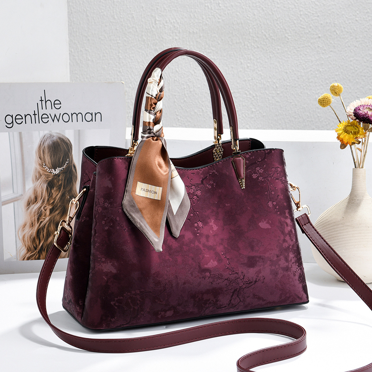2026 nuevo nuevo estilo chino retro bolso de hombro de mano mujer de gran capacidad de viaje bolsa bolsa de mediana edad bolsa de madre