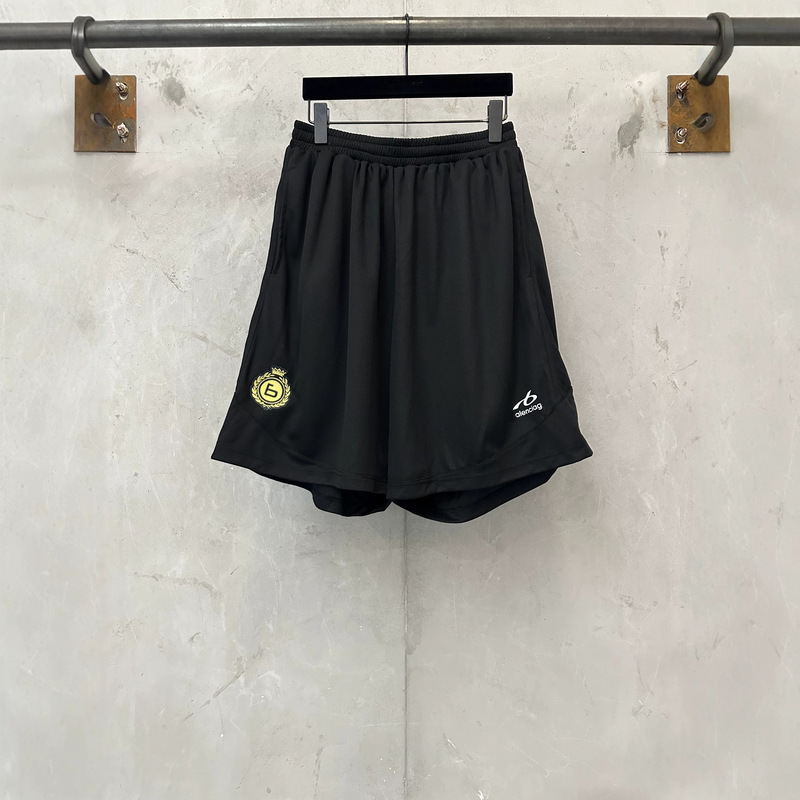Paris B Brand Manchester United Embroidered Reflective Letter Shorts, New Summer Style, Loose Fit, Breathable Sports Beach Shorts
