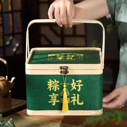 2025 Mid-Autumn Festival Bamboo Basket Gift Box Square Large Capacity Portable Bamboo Basket Food Gift Packaging Box with Logo