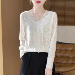 春夏の新型vネック混紡ニットの薄手の愛情は刺繍の爽やかなラミー麻レースの女性のフランス風の気質に迷います。