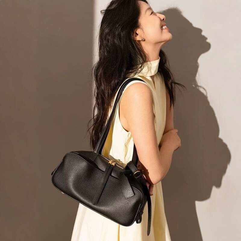 2025新型本革ショルダーバッグファッション女性ボーリングバッグのたるみ感があります。|undefined