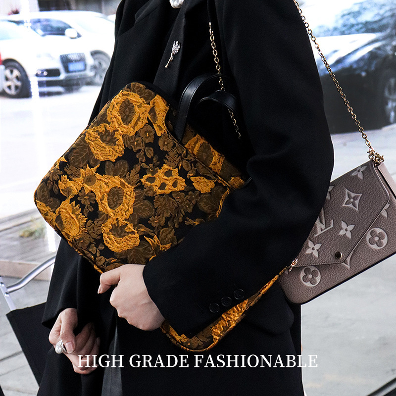Carefully Selected New Chinoiserie Laptop Bag 12inch Handbag Lightweight Notebook Protection Practical and Convenient Computer Bag