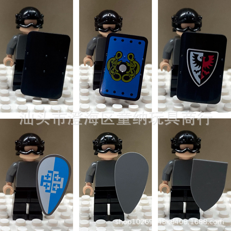 Cross-border building block cub handheld shield compatible with Lego medieval century soldiers weapons and equipment matching