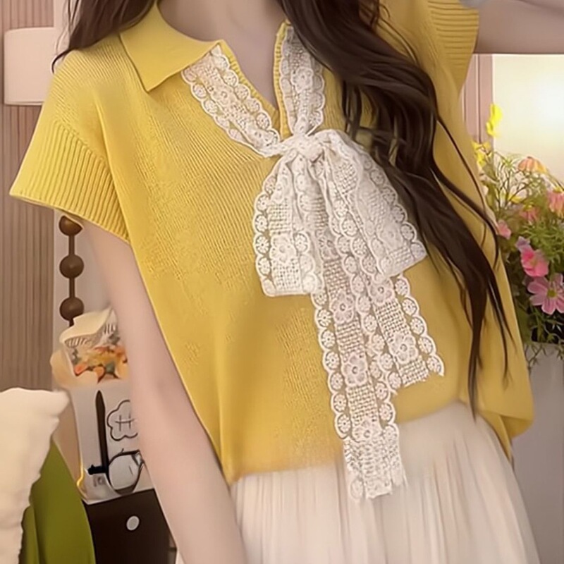 Korean-Style Design Polo Collar Lace Patchwork Knit Top, New Summer Style, Super Stylish and Elegant Korean-Style Design Polo Collar Lace Patchwork Knit Top, New Summer Style, Super Stylish and Elegant
