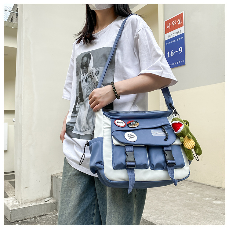 Korean ins fashion single-shoulder crossbody bag, trendy brand color sports bag, middle and high school schoolbag, college student class backpack Application Scenario