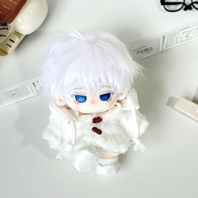 Шуба Цайюнь белая (только одежда, без куклы)