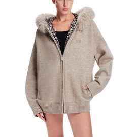 女式针织衫;连衣裙;女式T恤