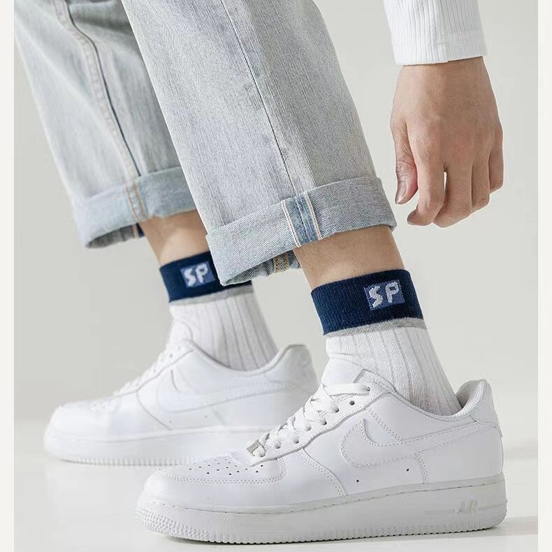Men's autumn and winter mid-calf socks, breathable, sporty, trendy, versatile, and unique Men's autumn and winter mid-calf socks, breathable, sporty, trendy, versatile, and unique
