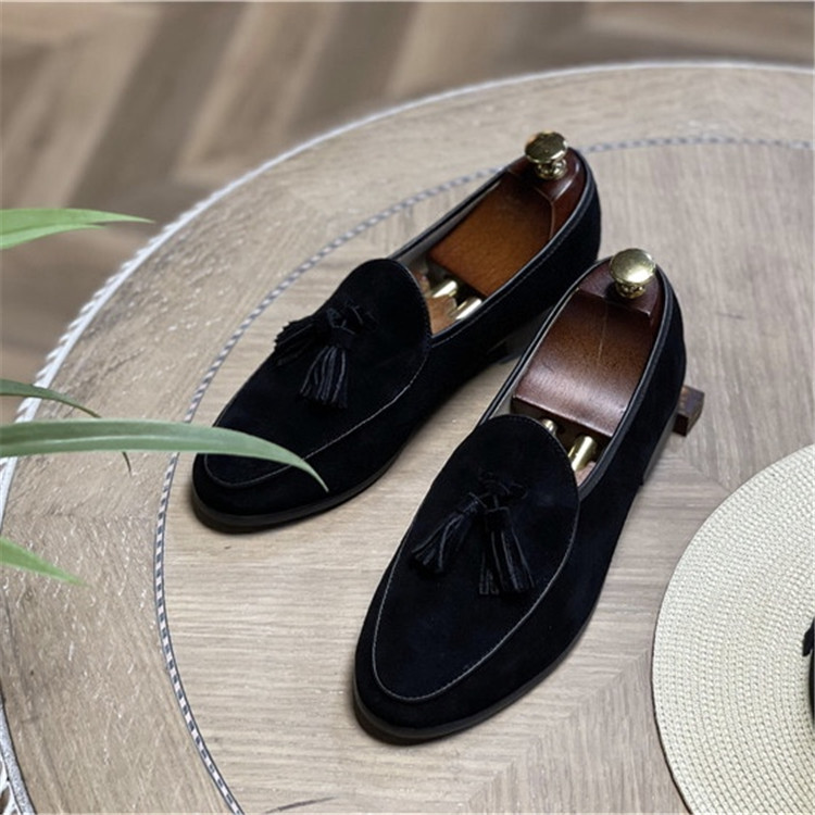 Fashionable retro slip-ons English style