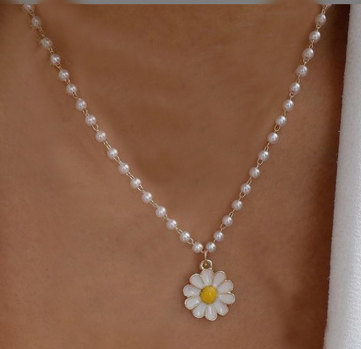 Collier ras du cou en perles de vent froid, chaîne de clavicule en chrysanthème, collier créatif en forme de marguerite blanche_voghion.com