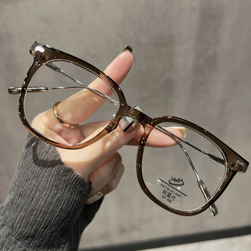 Brand glasses