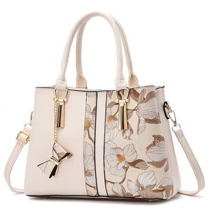 Lightweight handbag large capacity 2024 new fashion large embroidered shoulder bag shoulder middle-aged wear-resistant high-quality simple