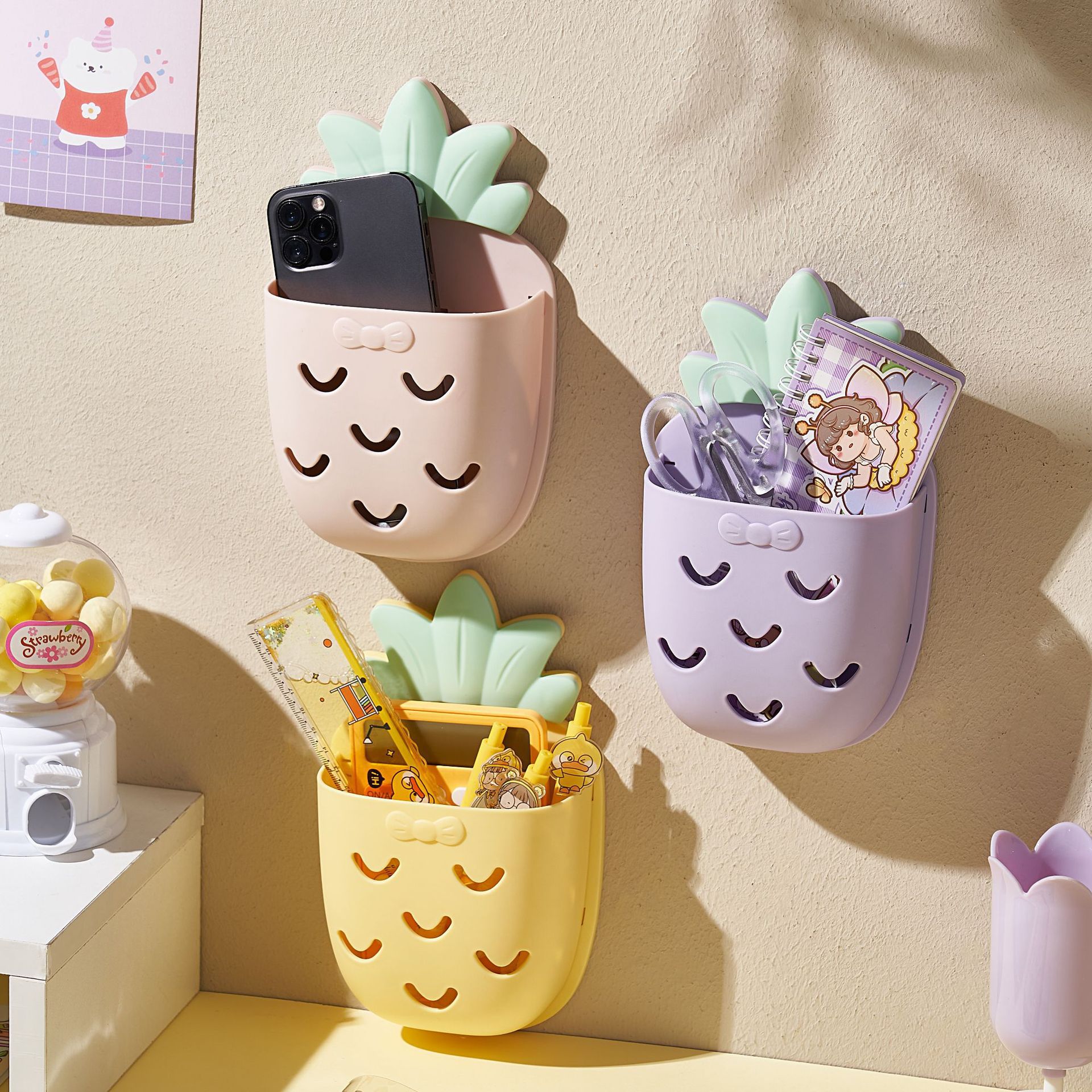 Bathroom Wall Storage Rack Punch-free Kitchen Storage Rack Sundries Finishing Rack Plastic Pineapple Wall Hanging Rack