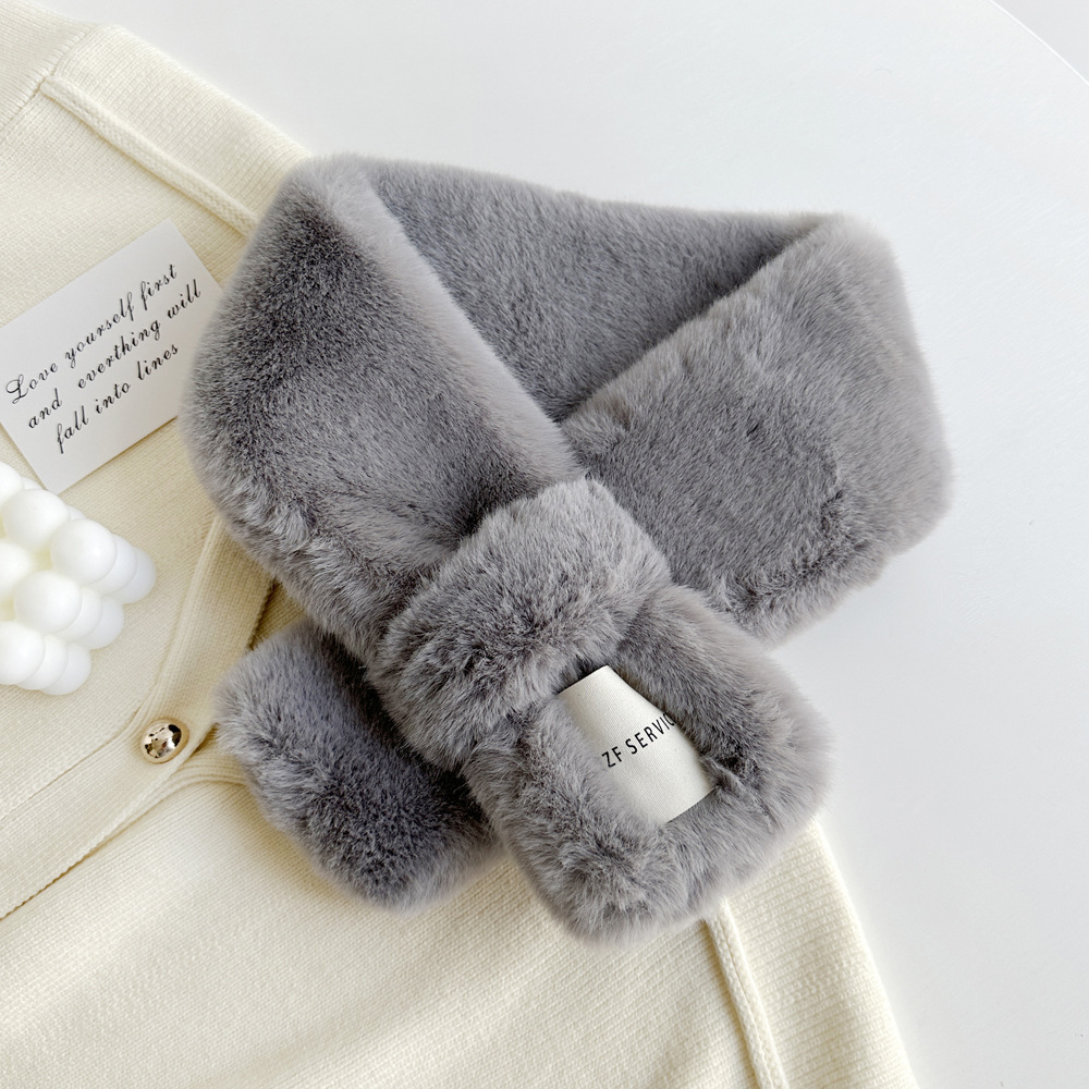 Sciarpa donna in peluche incrociata morbida e calda invernale_voghion.com