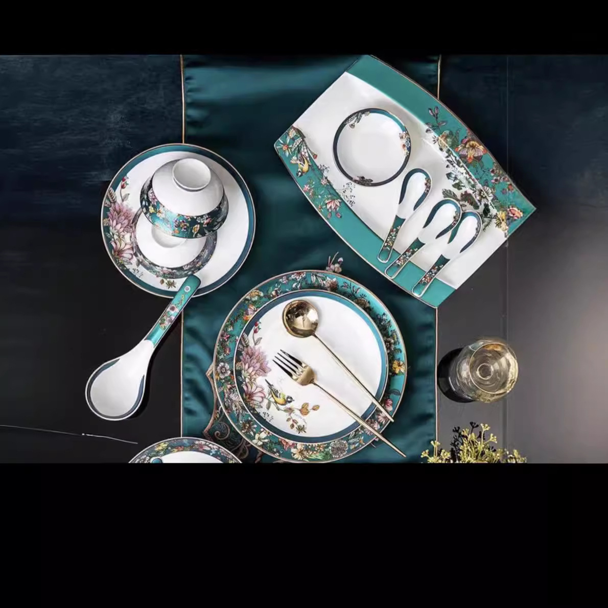 高档高端陶瓷家用碗碟盘新中式中国风52头绿野仙踪骨瓷餐具套装