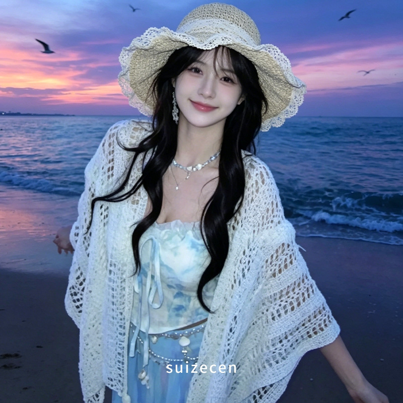 Summer white shawl for women, suitable for vacation and seaside travel, knitted fringed bohemian cape Summer white shawl for women, suitable for vacation and seaside travel, knitted fringed bohemian cape