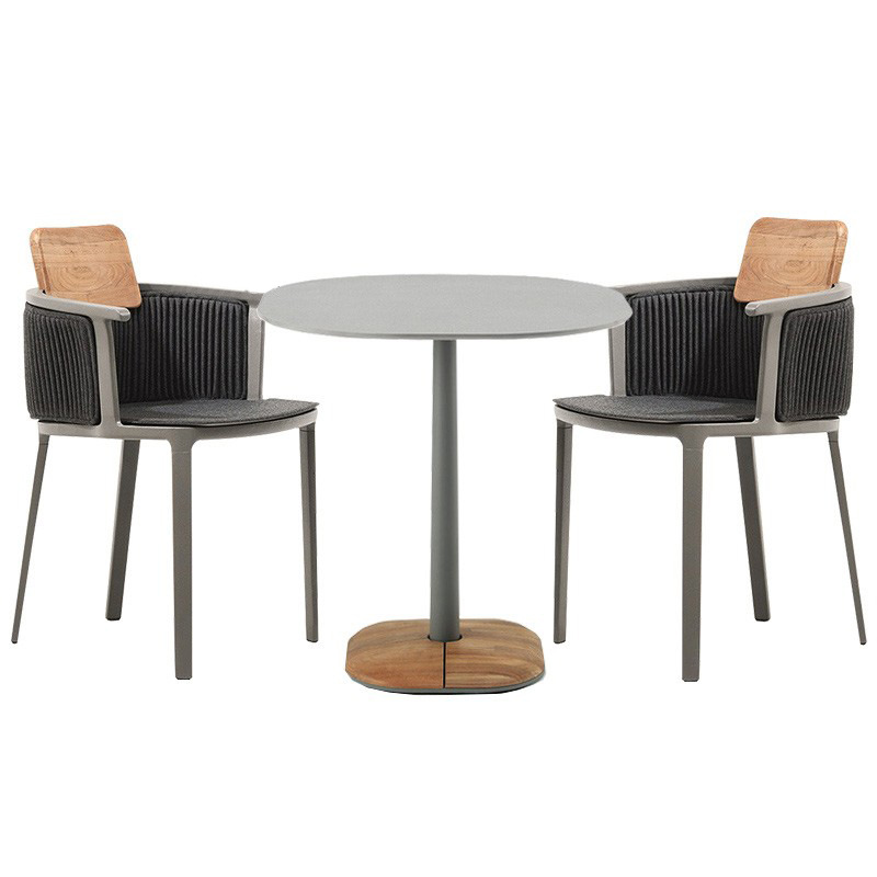 Una mesa, dos sillas (silla de comedor)