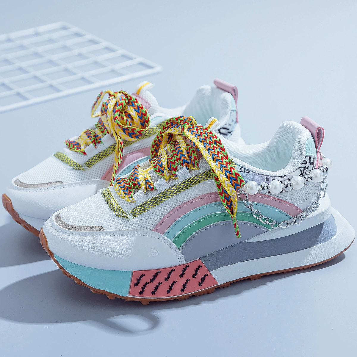 Новые модные женские кроссовки на платформе с жемчужным блеском, повседневные, трендовые, доступны для трансграничной торговли