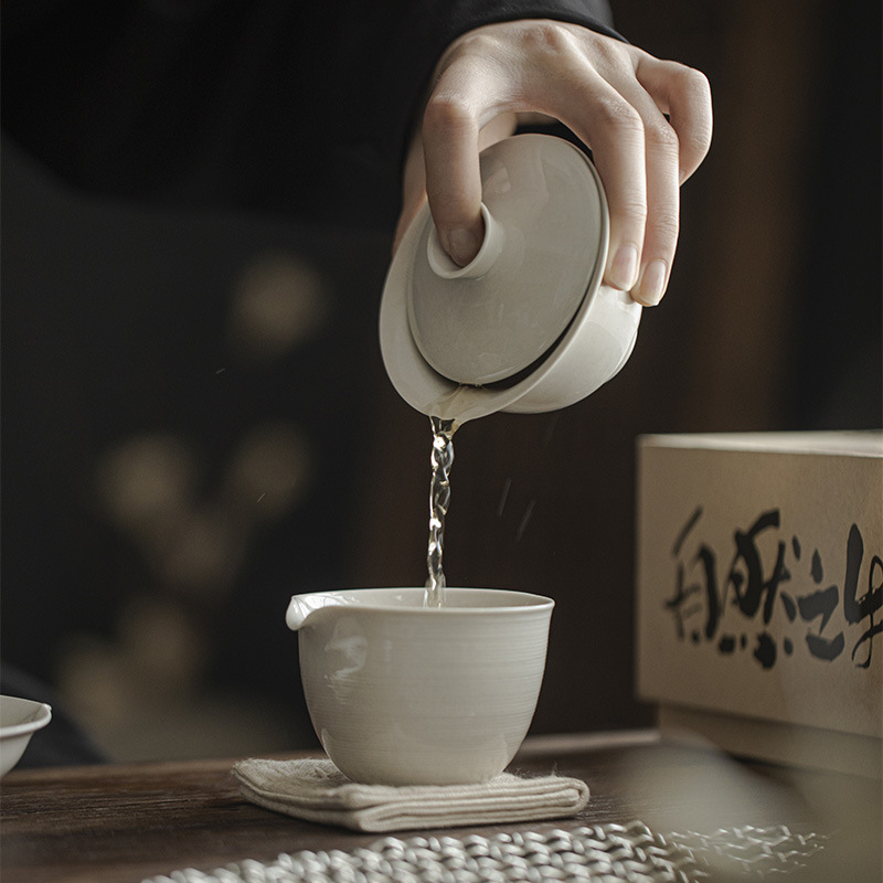 墨己草木灰古泥元宝蓋碗工夫茶器陶磁器薄胎不熱手茶碗家庭用蓋碗|undefined