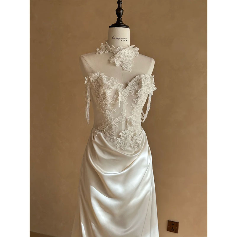 French-Style Vintage Lace Light Wedding Dress, High-End Elaborate Evening Gown, Light Luxury Niche Satin Mermaid Bridal Veil French-Style Vintage Lace Light Wedding Dress, High-End Elaborate Evening Gown, Light Luxury Niche Satin Mermaid Bridal Veil