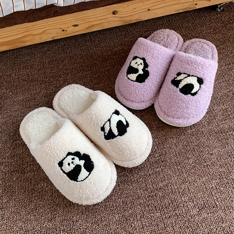 Zapatillas de algodón Panda 2026 nuevas mujeres de invierno hogar interior suela gruesa antideslizante más terciopelo cálido pareja zapatillas con tacón