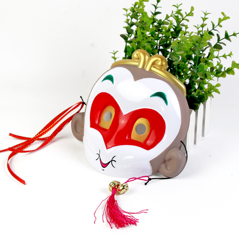 Productos privados exclusivos para miembros, divertidas y siempre cambiantes máscaras faciales hechas a mano para Halloween.