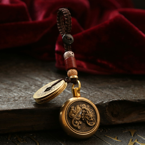 Pure Brass Keychain Pixiu Zhuanzhuan Five Emperors Money Festival Gift Pendant Handmade Rope Car Accessories Gourd Wholesale
