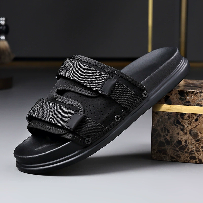 Тапочки мужской летний 2024 новый внешний вид повседневная дикая пляжная обувь мягкая подошва мужские тапочки