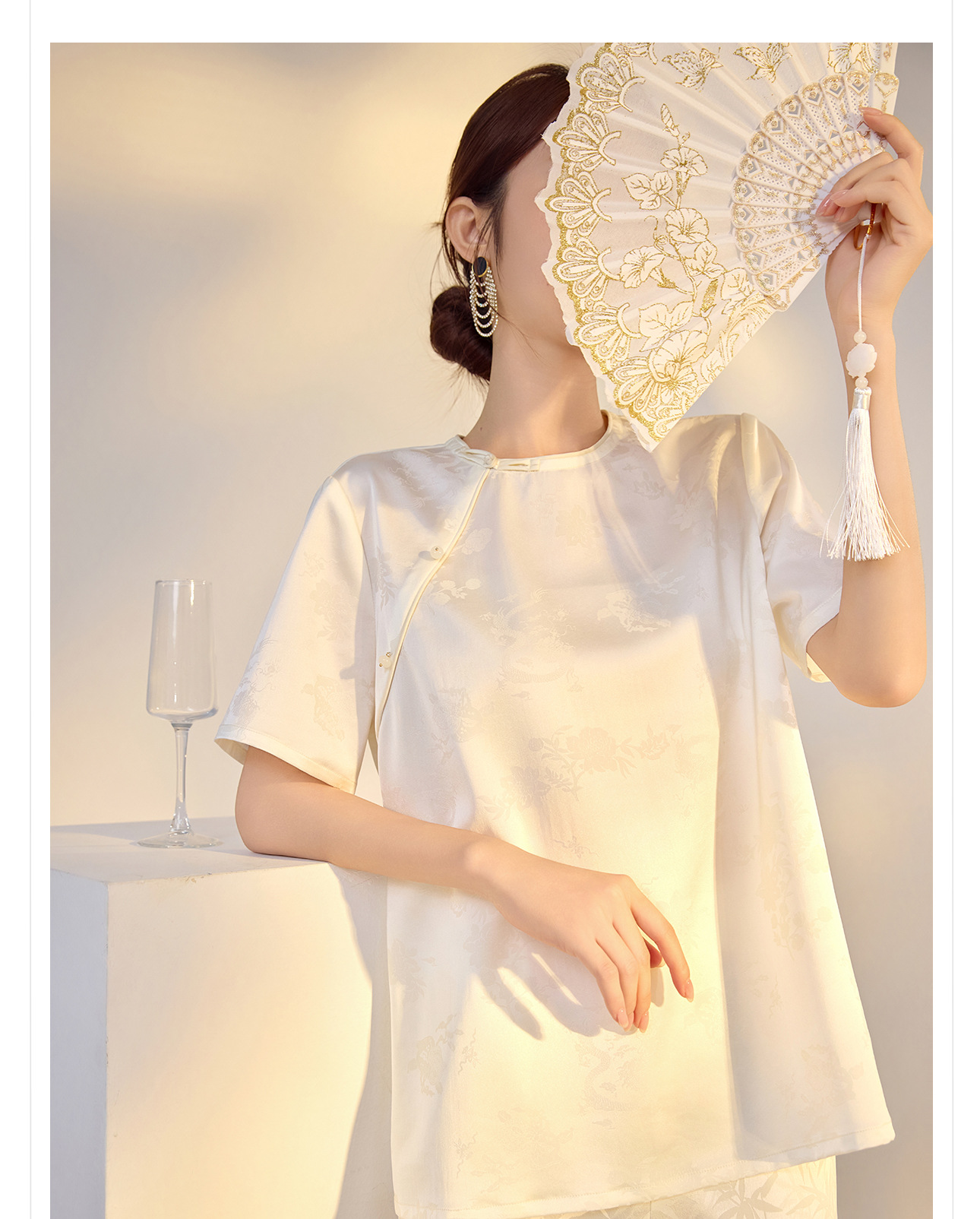 Áo thun nữ tay ngắn lụa tơ tằm jacquard trơn thiết kế đơn giản ZX M400 — Màu trắng chi tiết 10