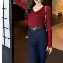 【燕麦拿铁】秋冬2025新款V领修身显瘦羊毛简约打底毛燕麦色红色