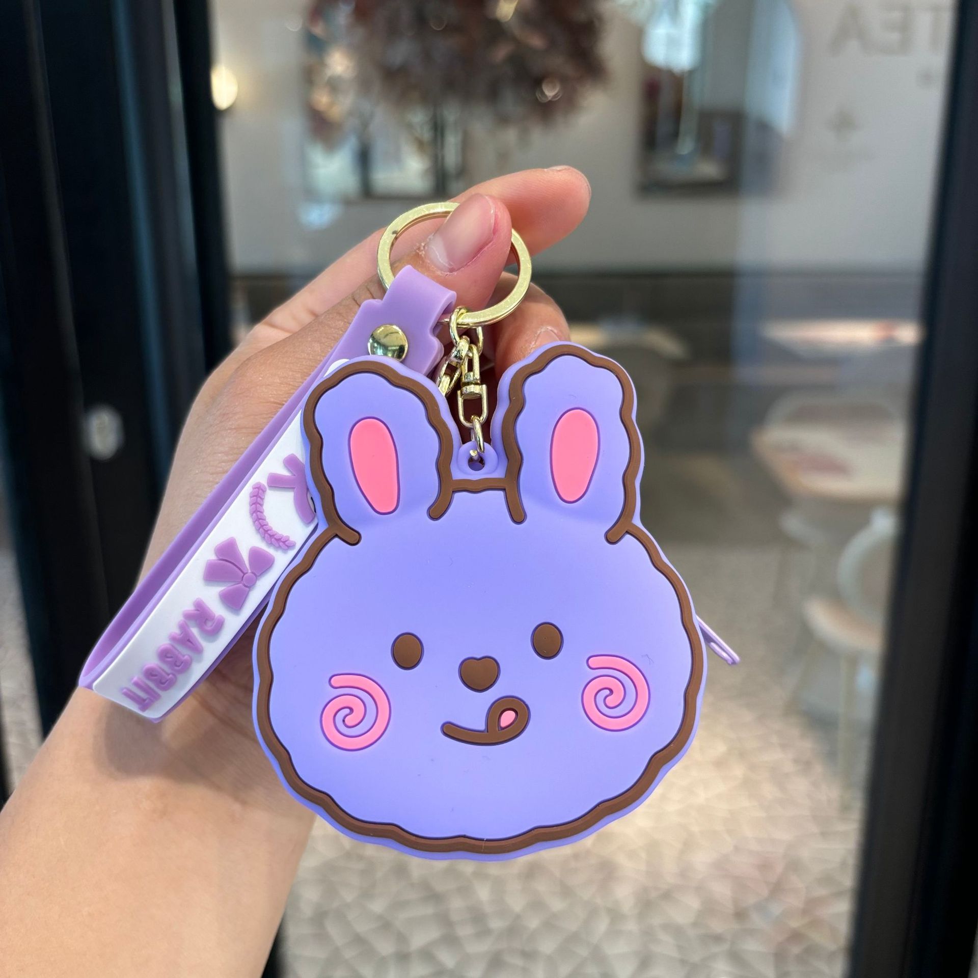 Transfronterizo Kapibara llaveros Kulomi bolsos de cambio llaves colgantes bolsos accesorios pequeños regalos al por mayor