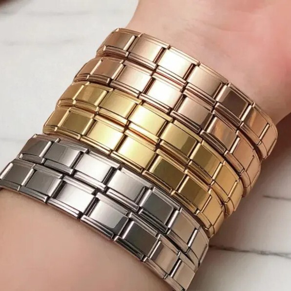 Italian Charm stainless steel vacuum IP-plated Italian module bracelet with a basic elastic strap Italian Charm stainless steel vacuum IP-plated Italian module bracelet with a basic elastic strap