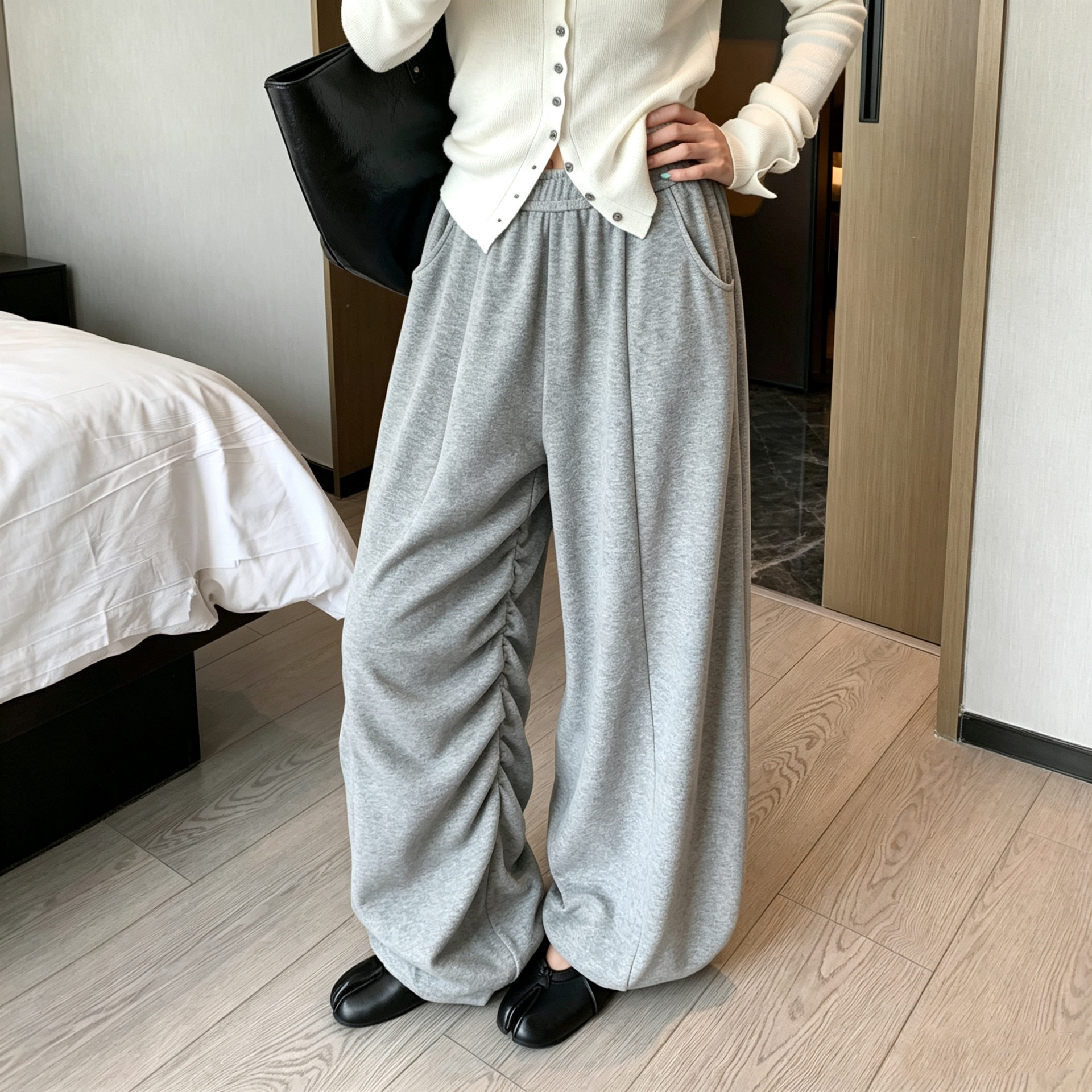 灰色空气层弯刀阔腿运动裤女2026新款薄款宽松休闲卫裤春秋直筒裤