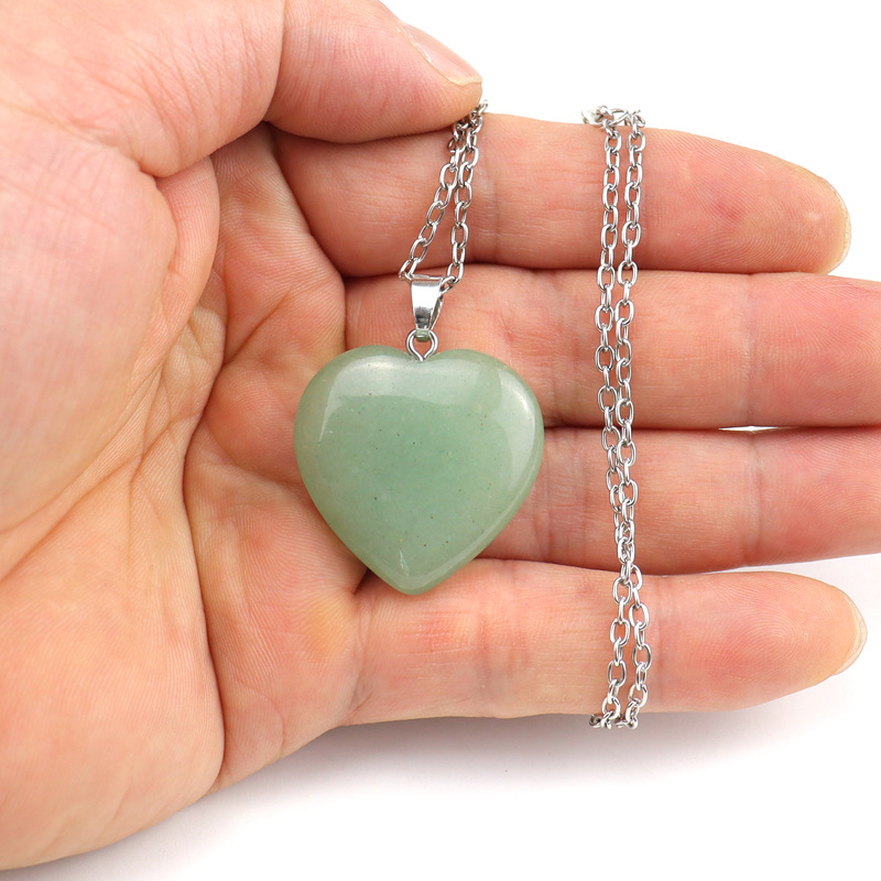 Ethnic Style Heart Shape Crystal Pendant Necklace 1 Piece