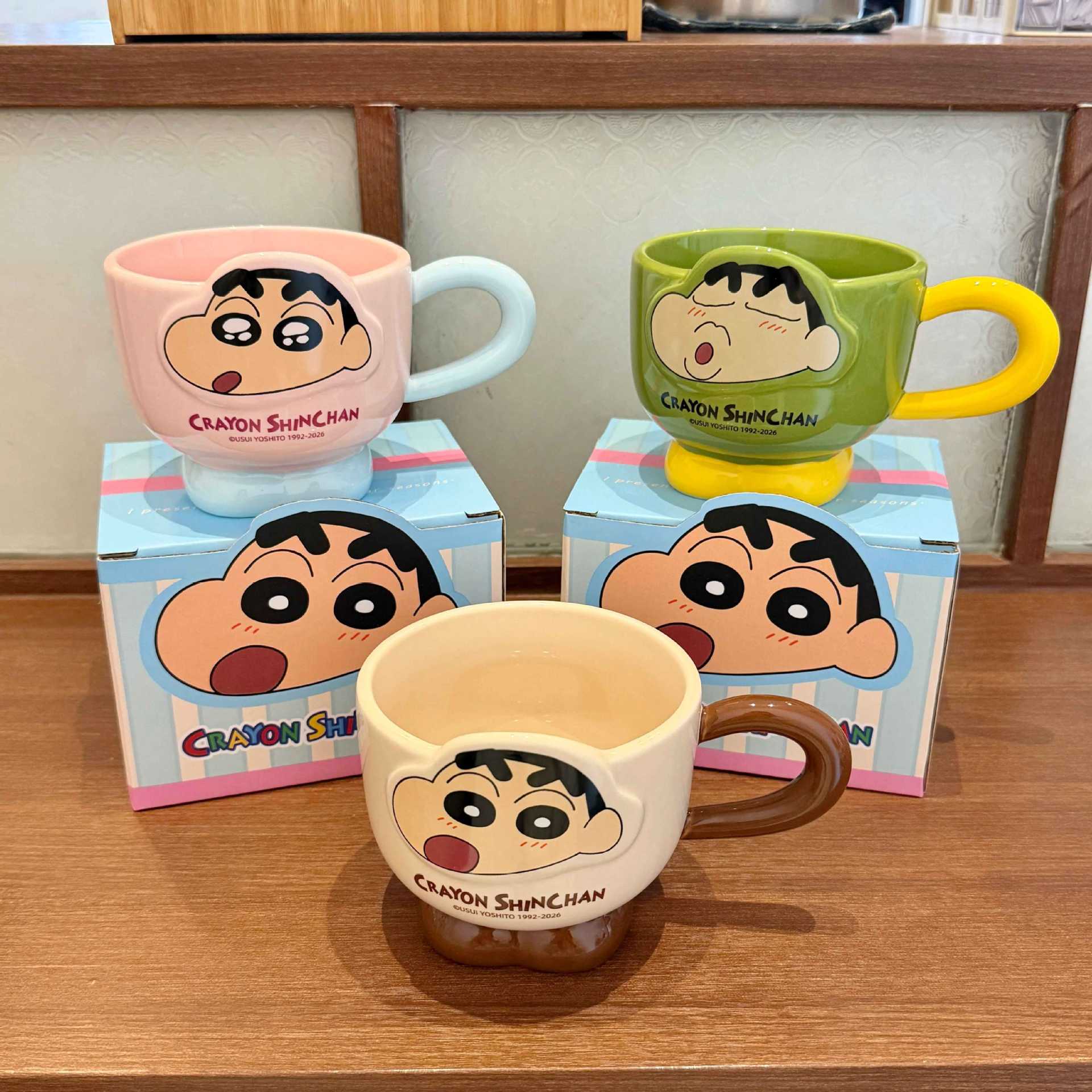 Crayón pequeño nuevo taza de cerámica auténtica encantadora taza de agua doméstica para mujeres taza de café taza de desayuno para niños